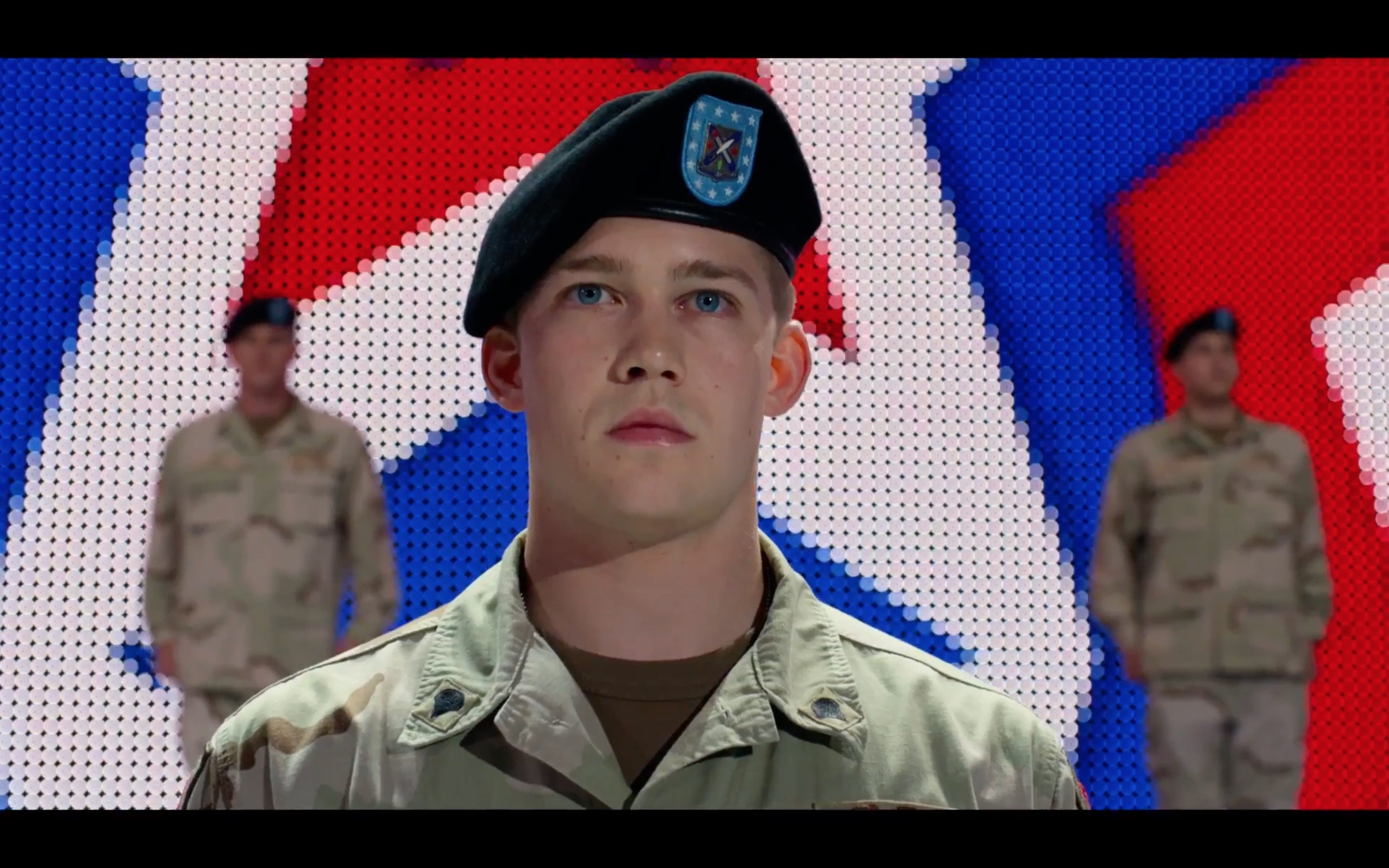 Billy Lynn's Long Halftime Walk Official Trailer